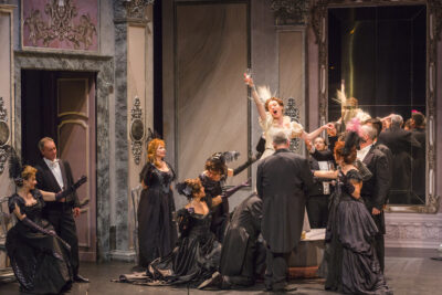 Agrandir l'image 5 sur 8, fenêtre modale